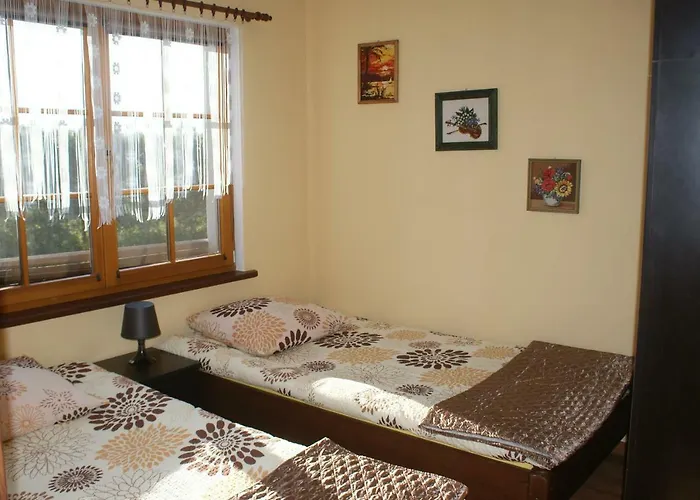 Agrodomki Okej -dom Kasjan بيت للعطل *