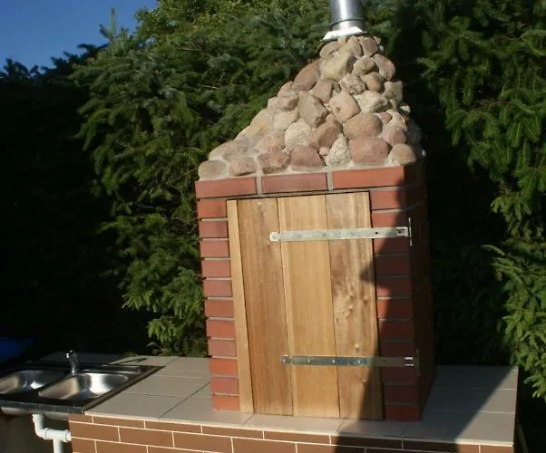 Agrodomki Okej -dom Kasjan بيت للعطل Gardna Wielka